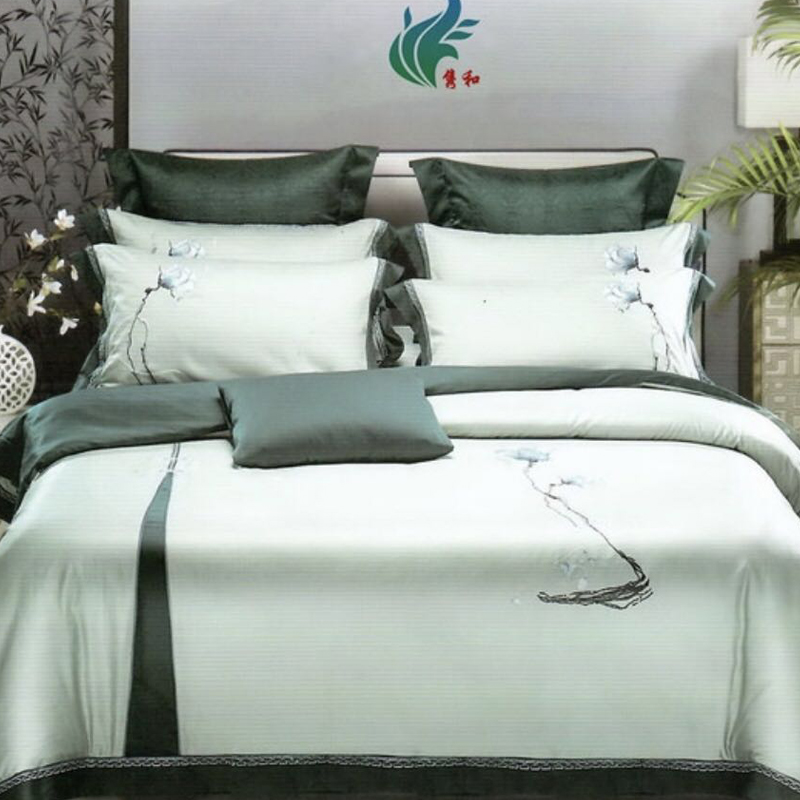 bbin宝盈60貢緞繡花四件套（菩提綠）